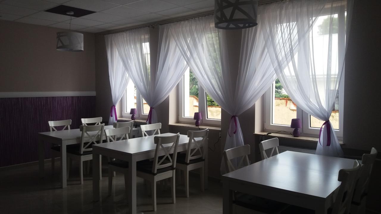 Scsk Pol Lawy Hotel Pulawy Exterior photo
